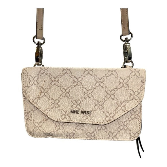 NINE WEST Zane SLG Small Crossbody Purse/Handbag Vanilla Logo 7.5x5 - Picture 10 of 11